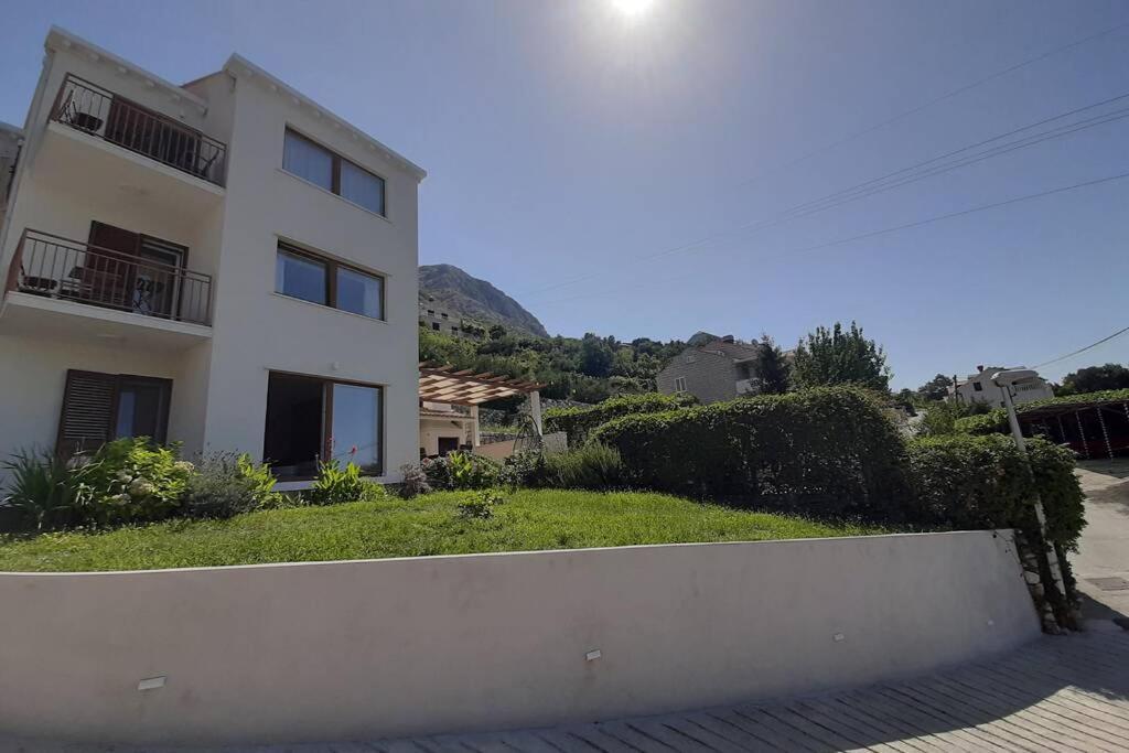Villa Pergola -Apartment Roko Mlini Exterior foto